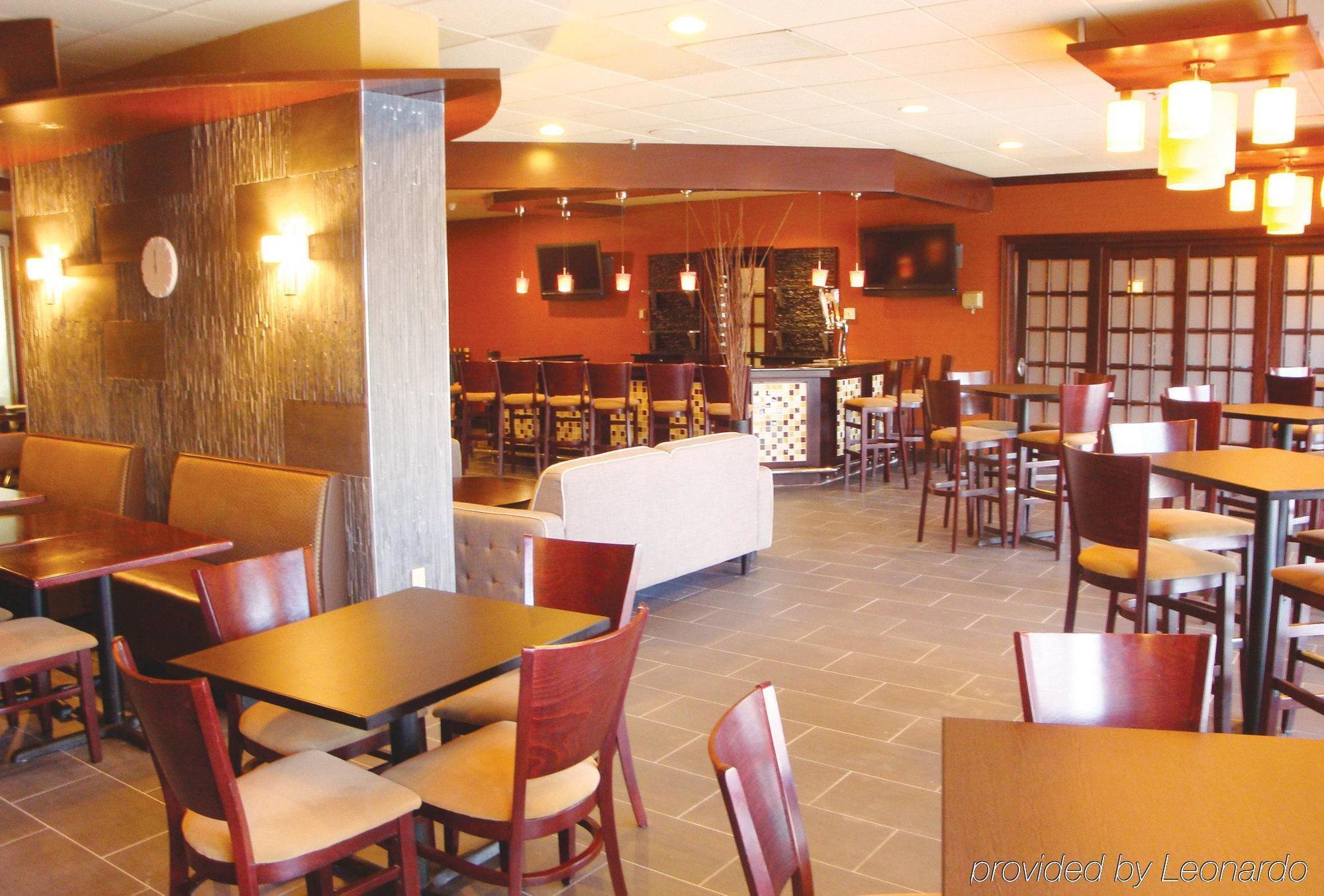 Holiday Inn & Suites Philadelphia-Runnemede/Exit 3-New Jersey Turnpike Bagian luar foto